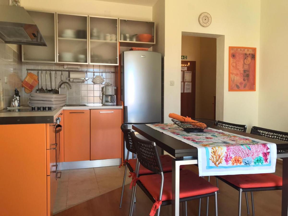 Apartmani Katarina 波尔 外观 照片