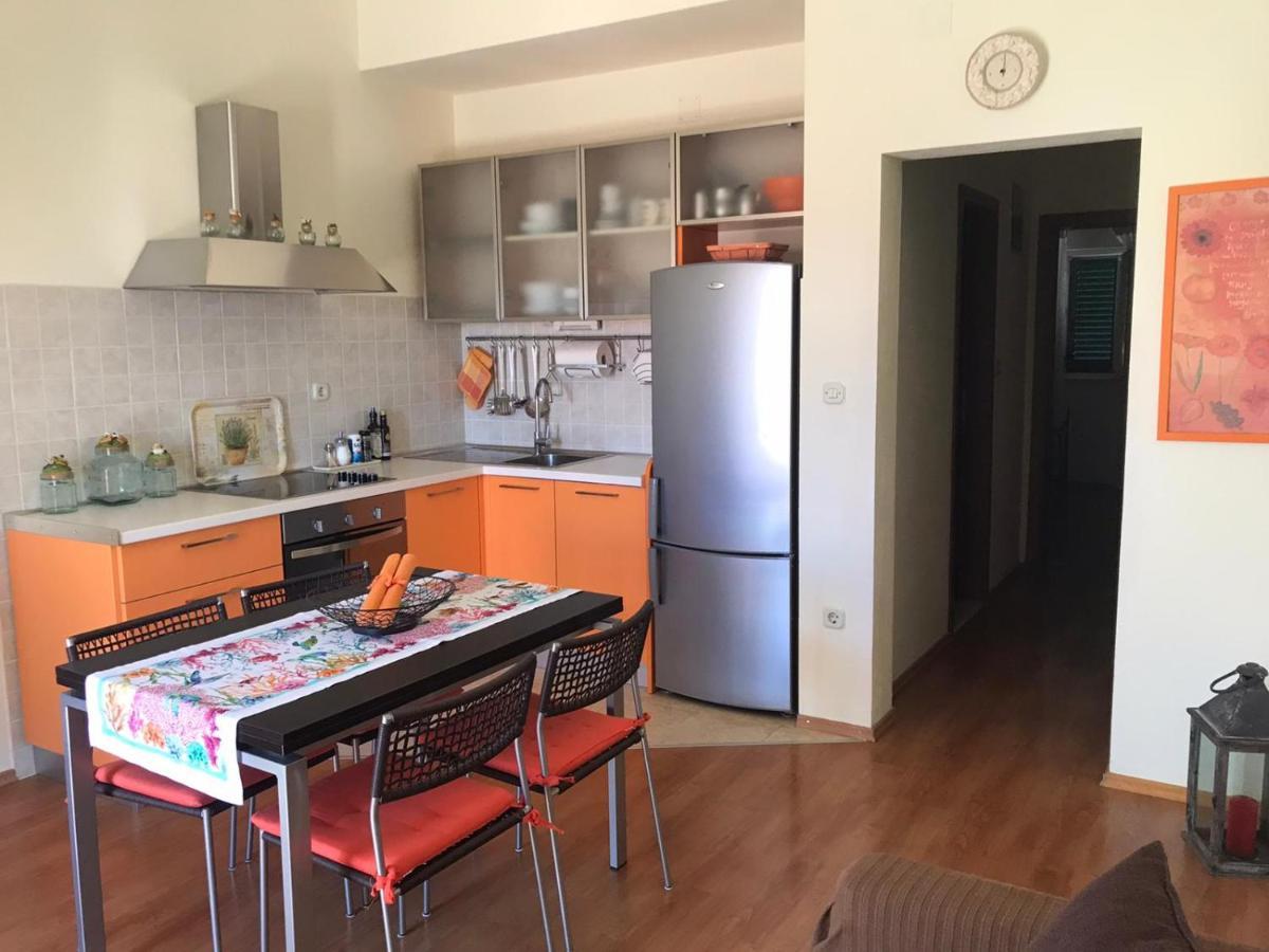 Apartmani Katarina 波尔 外观 照片