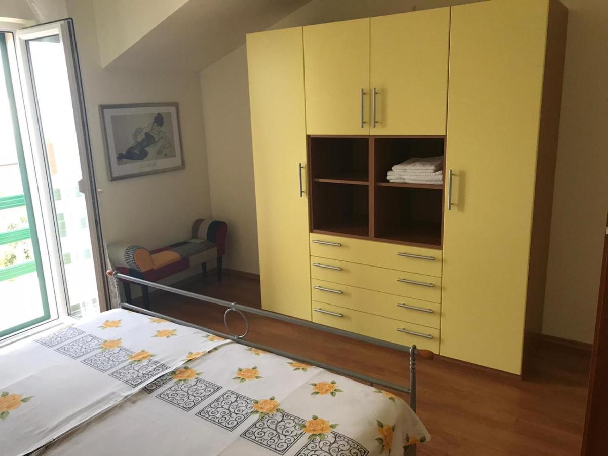 Apartmani Katarina 波尔 外观 照片