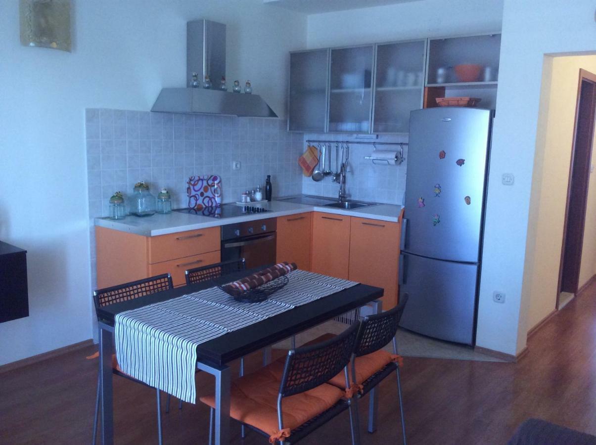 Apartmani Katarina 波尔 外观 照片