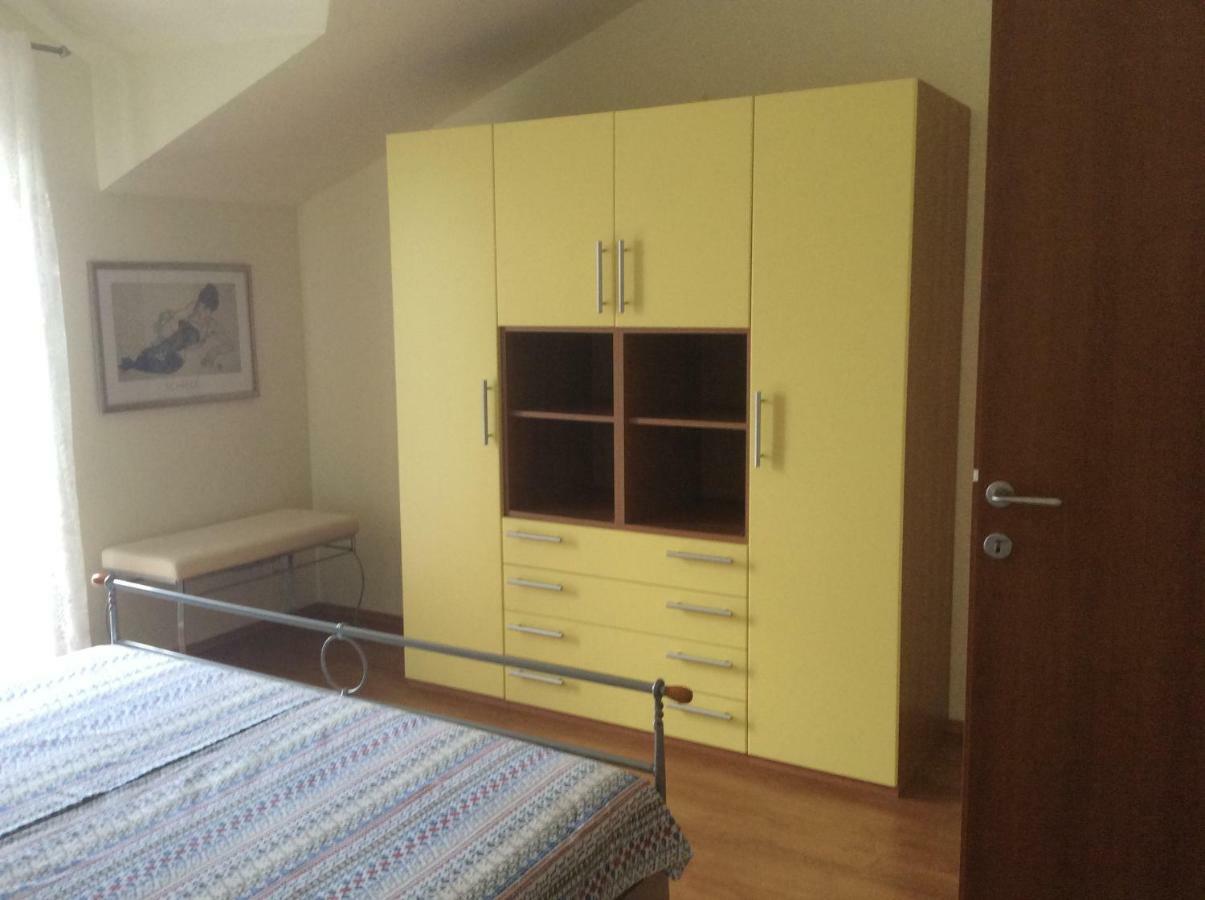 Apartmani Katarina 波尔 外观 照片