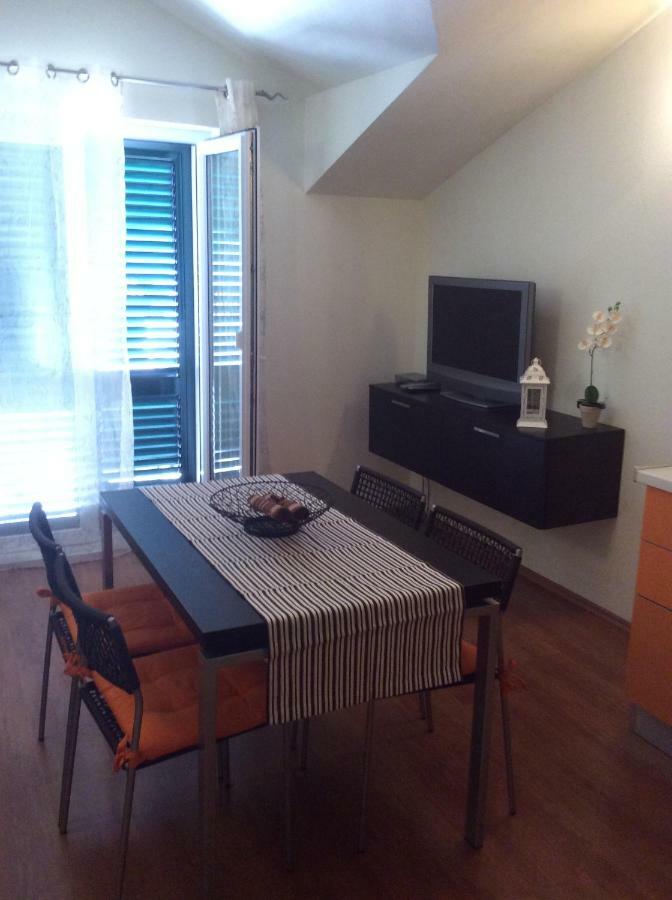 Apartmani Katarina 波尔 外观 照片
